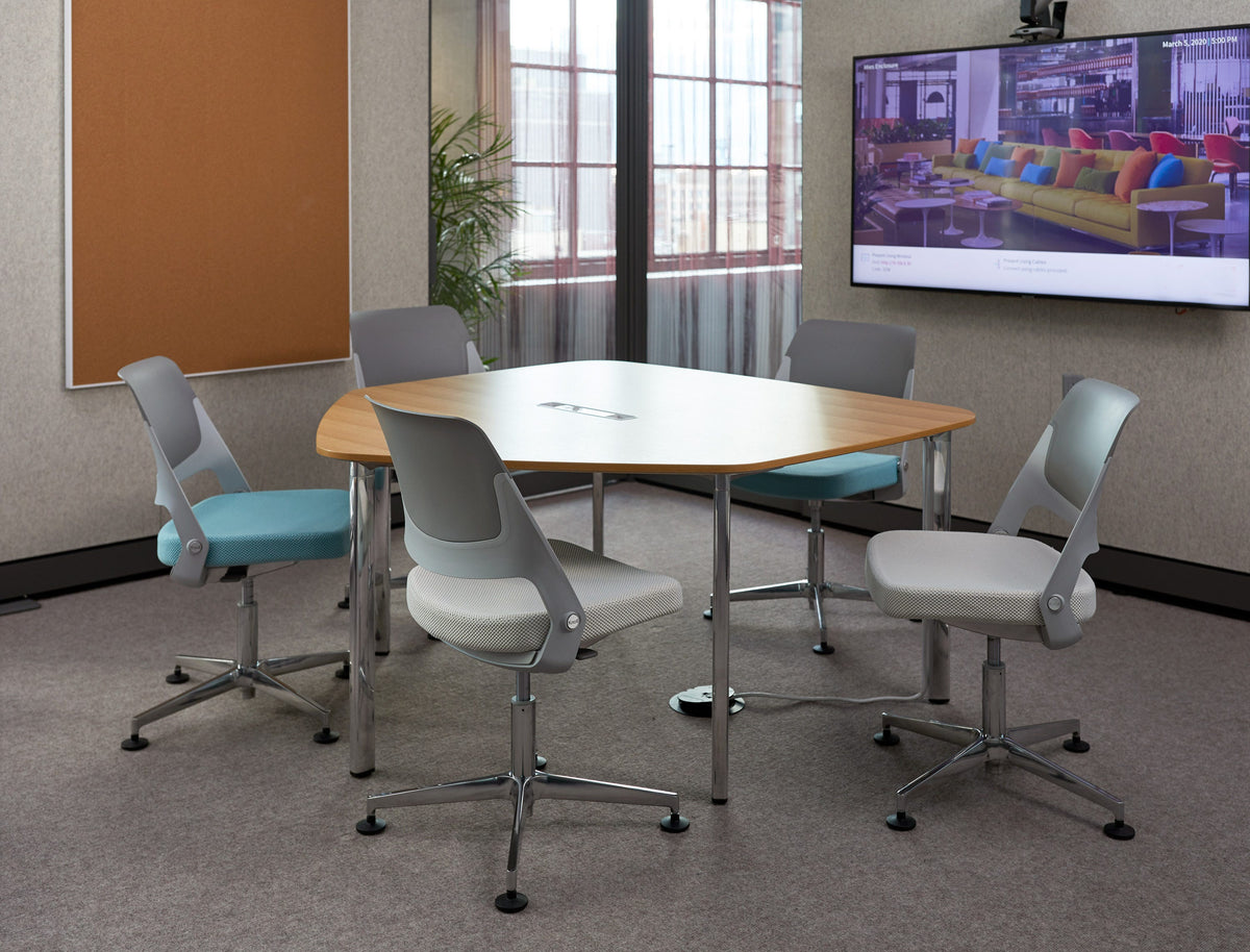 Knoll Ollo Task Chair with Shell Back, 4-Star Base