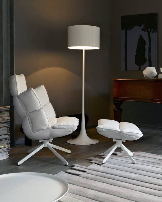 Fauteuil Husk High et repose-pieds - Expédition rapide
