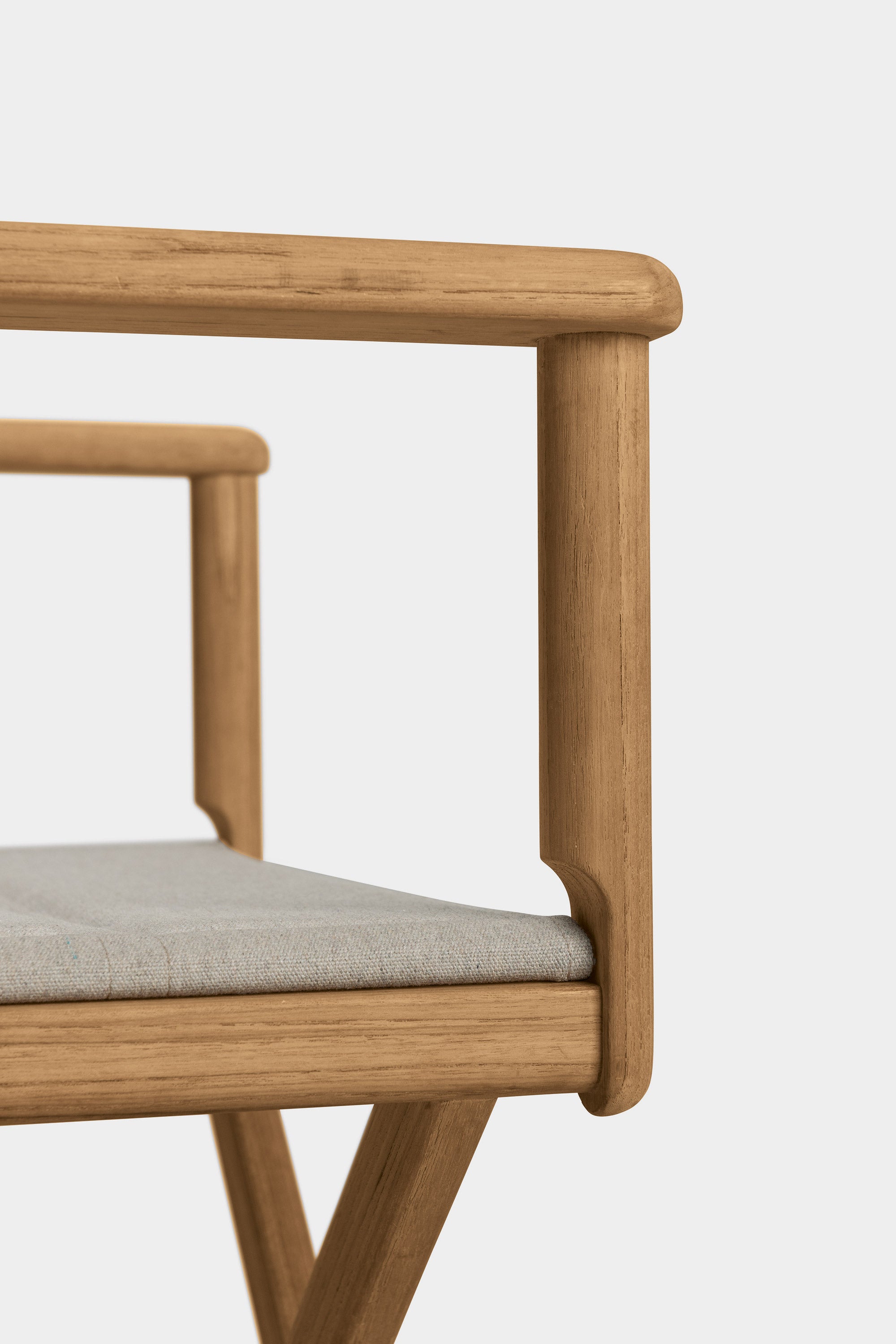 Stria Chair