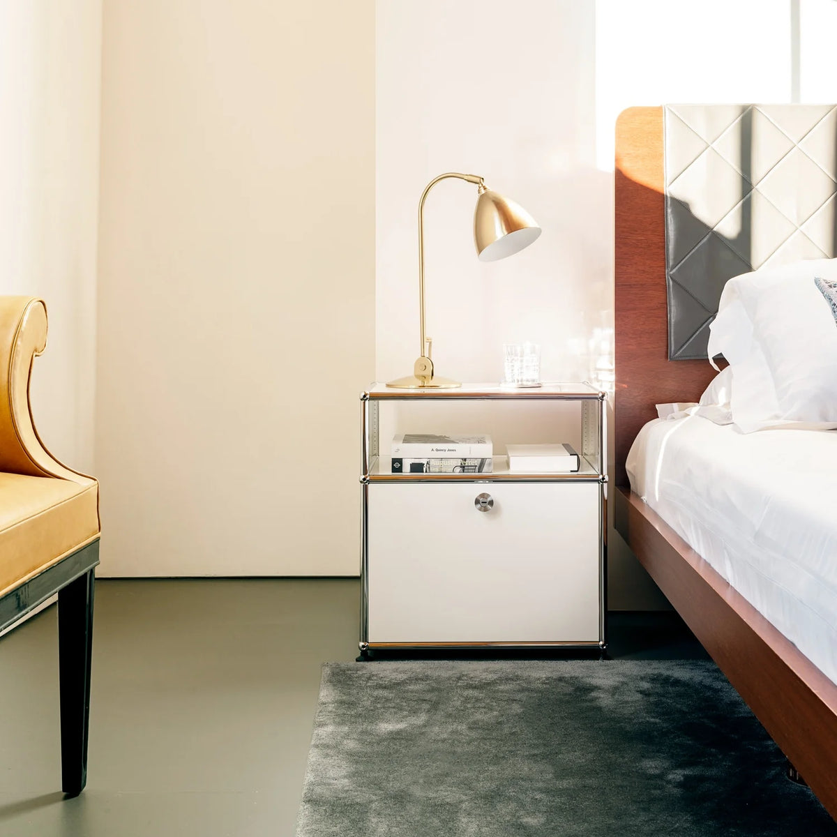 Nightstand_2_1500x150016826103