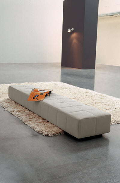 Squaring bench and pouf