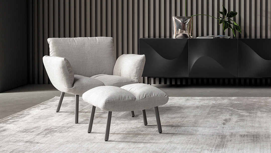 Pil armchair