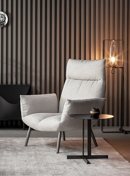 Pil armchair