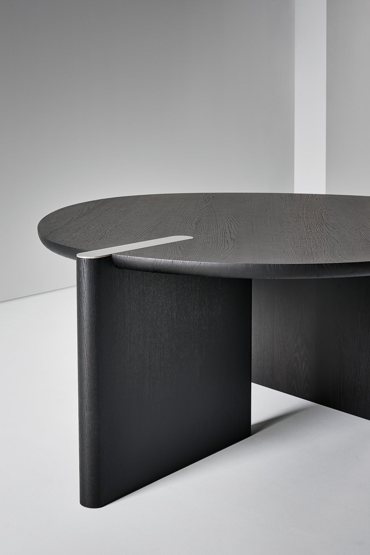 Flatiron table