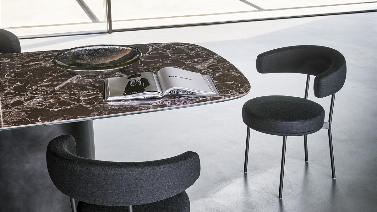 Mellow Dining Table