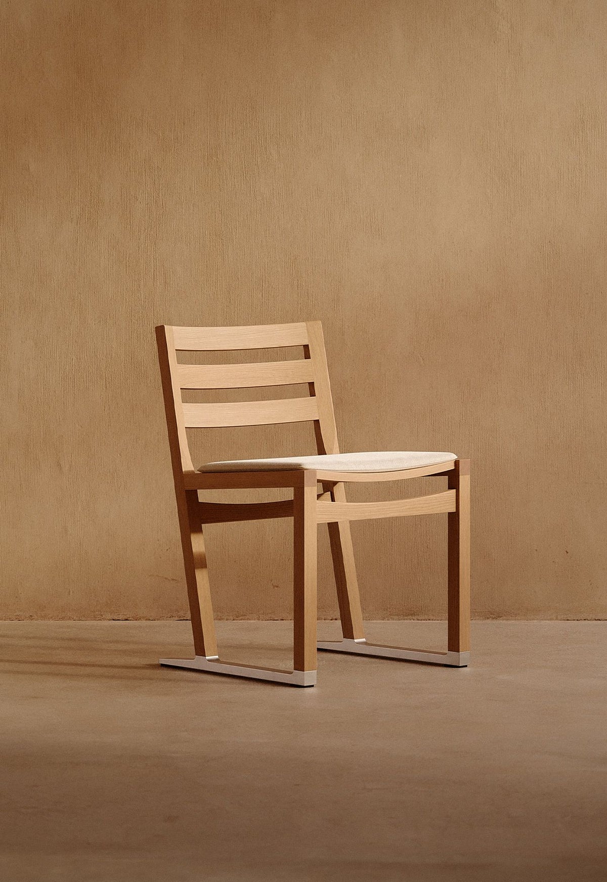 Outdoor Lean Chair by Bensen - gallery 3