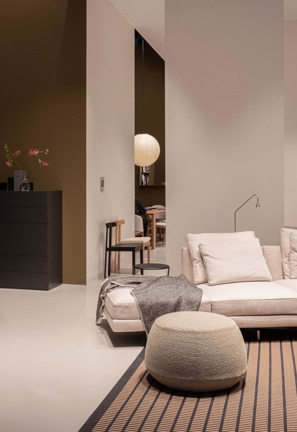 Savoy Sectional by Bensen - gallery 12