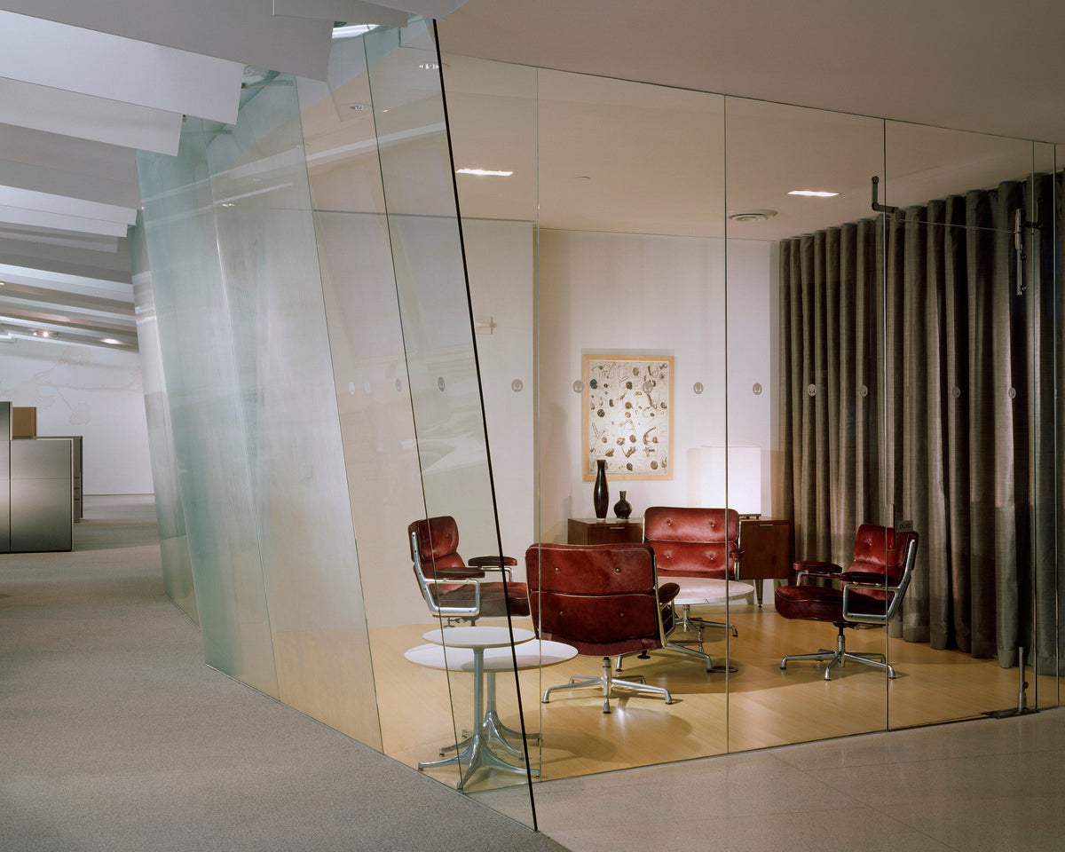Herman Miller Eames® Executive Chair