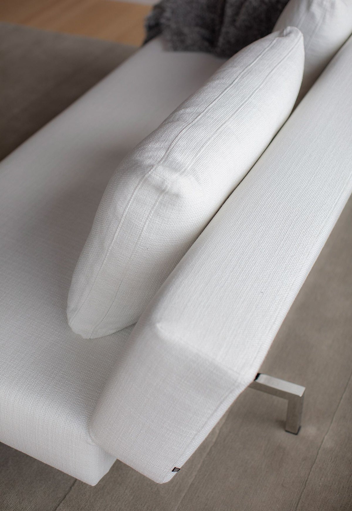Sleeper by Bensen - gallery 6
