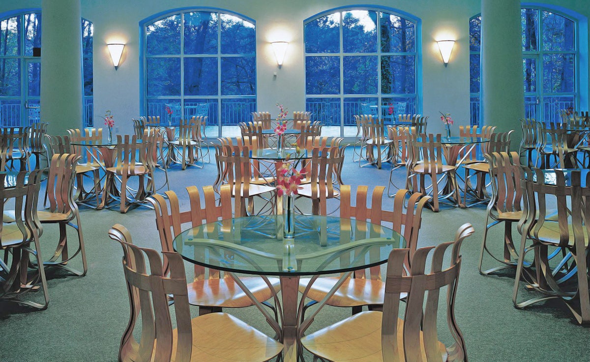 Knoll Frank Gehry - Face Off Cafe Table