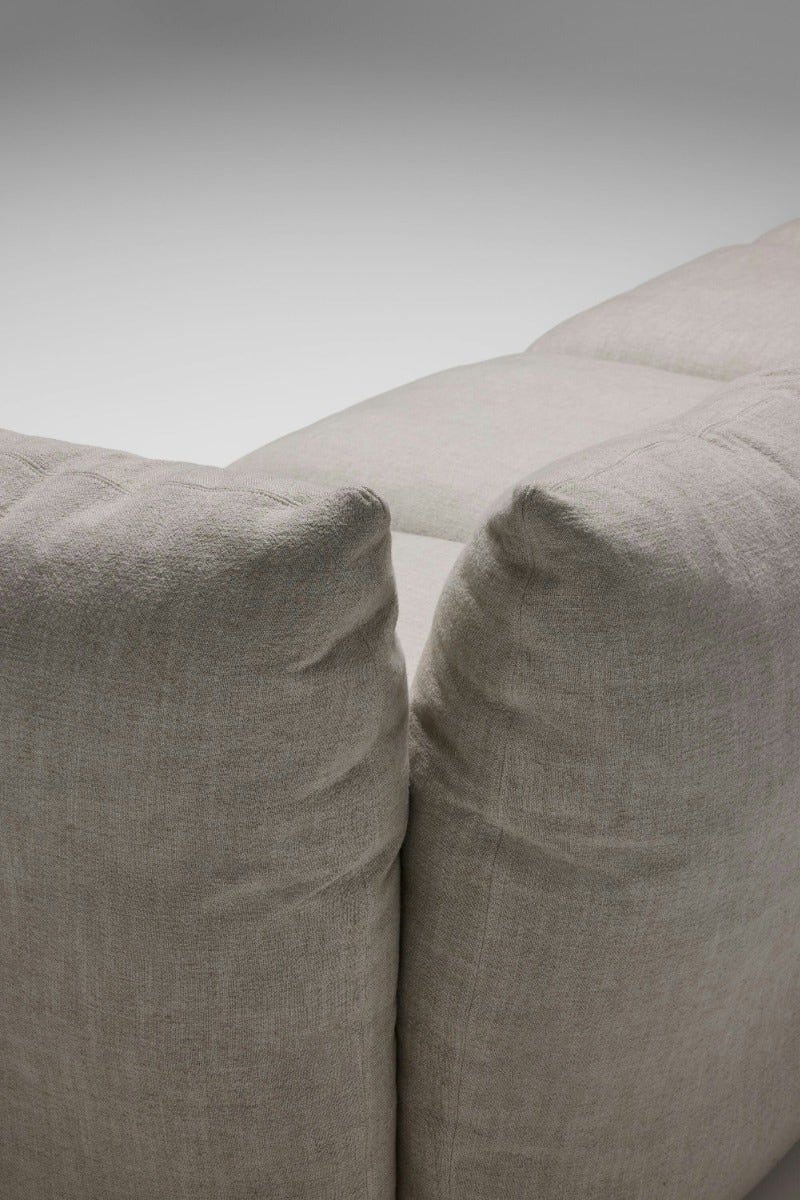 Knoll Perron Pillo Four Seater Sofa