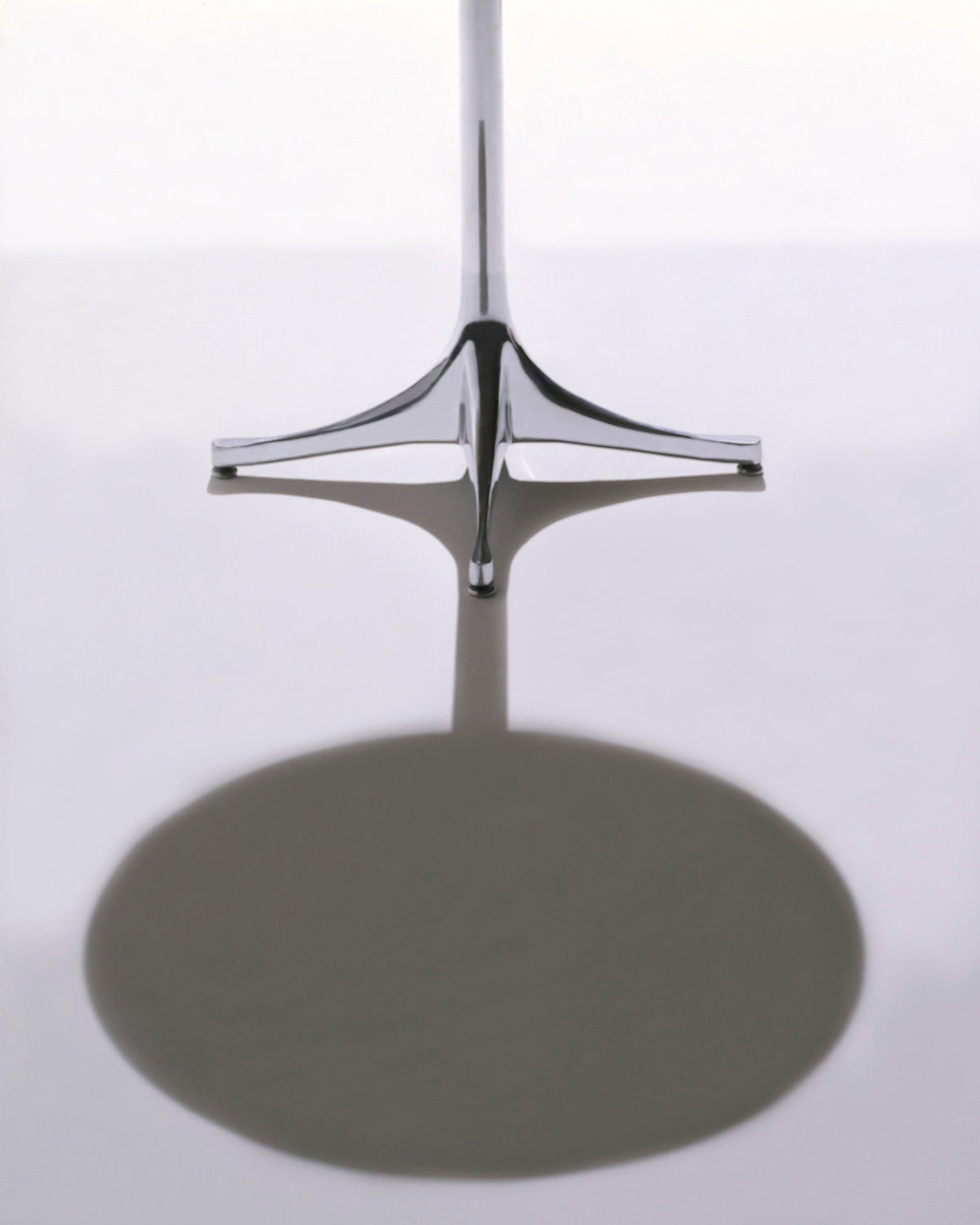 Herman Miller Nelson™ Pedestal Table