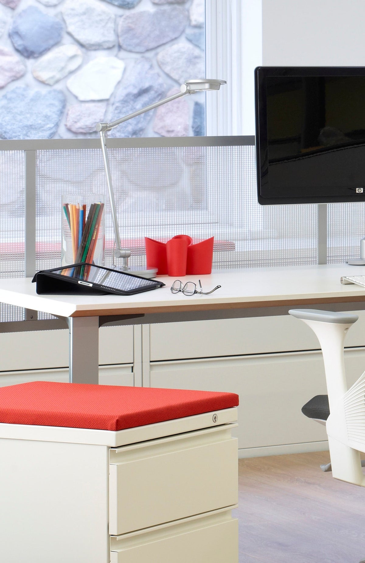 Herman Miller Tone™ Personal Light
