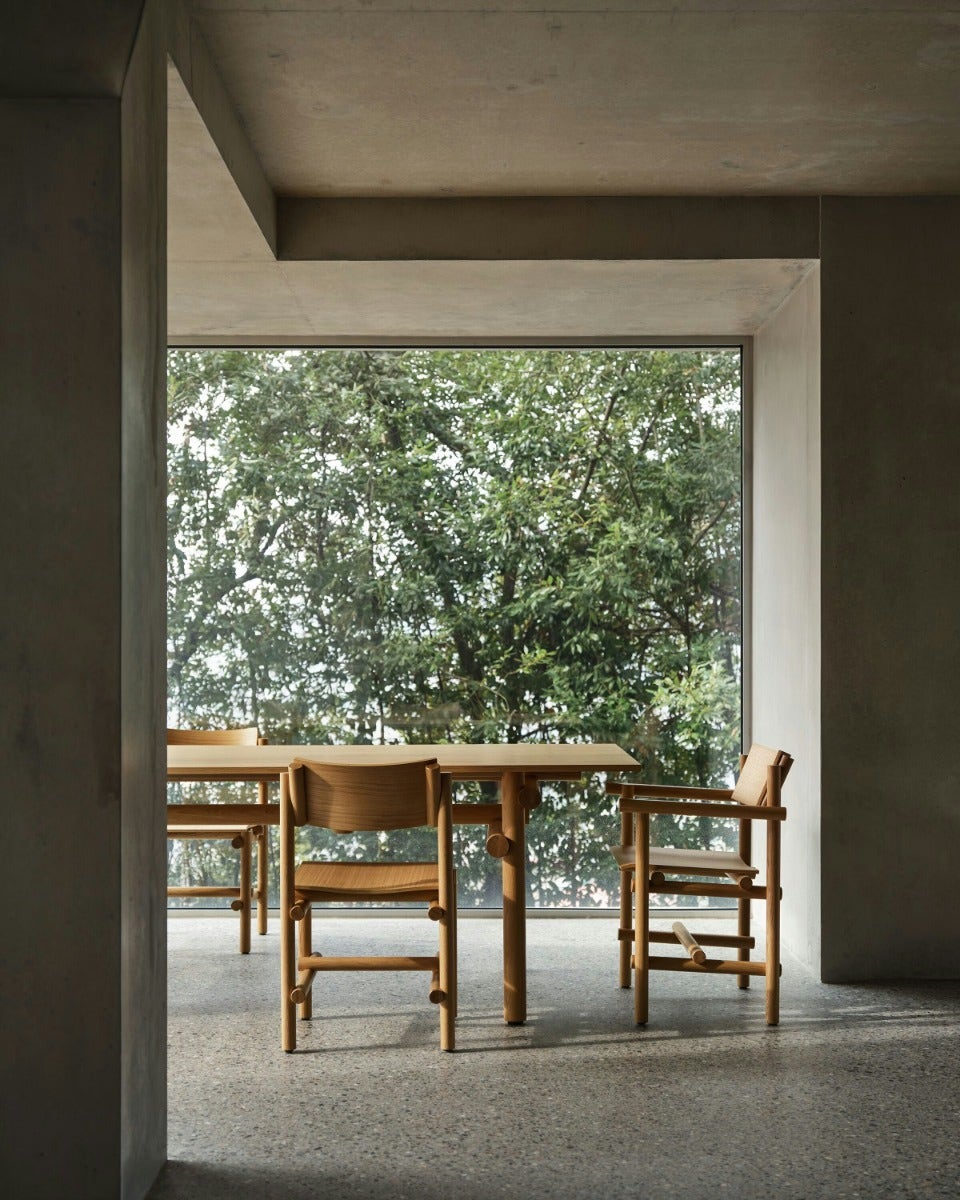 Knoll Muecke Dining Table