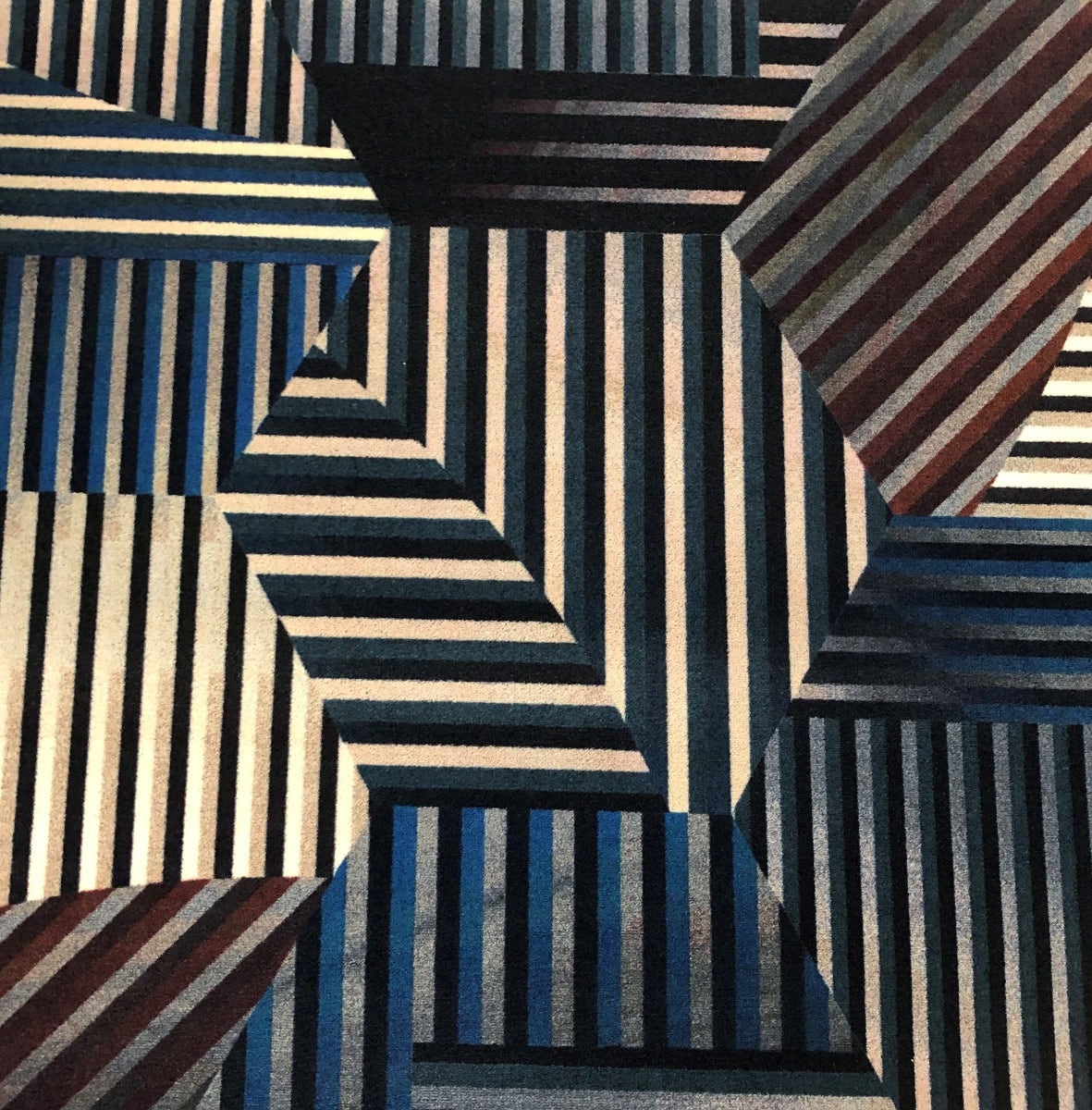 Moooi Trichroic Hoxton Carpet