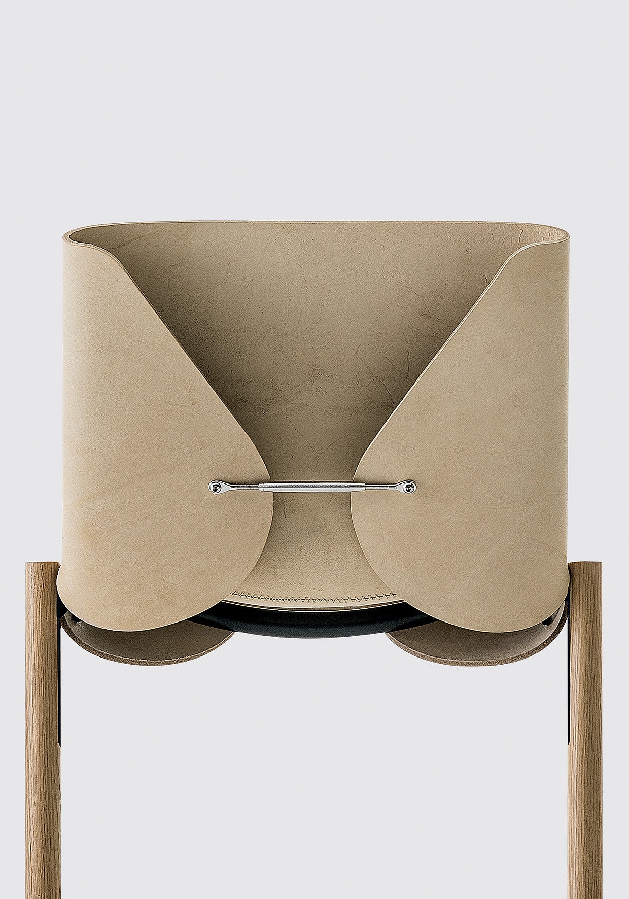 1085 Edition Chair