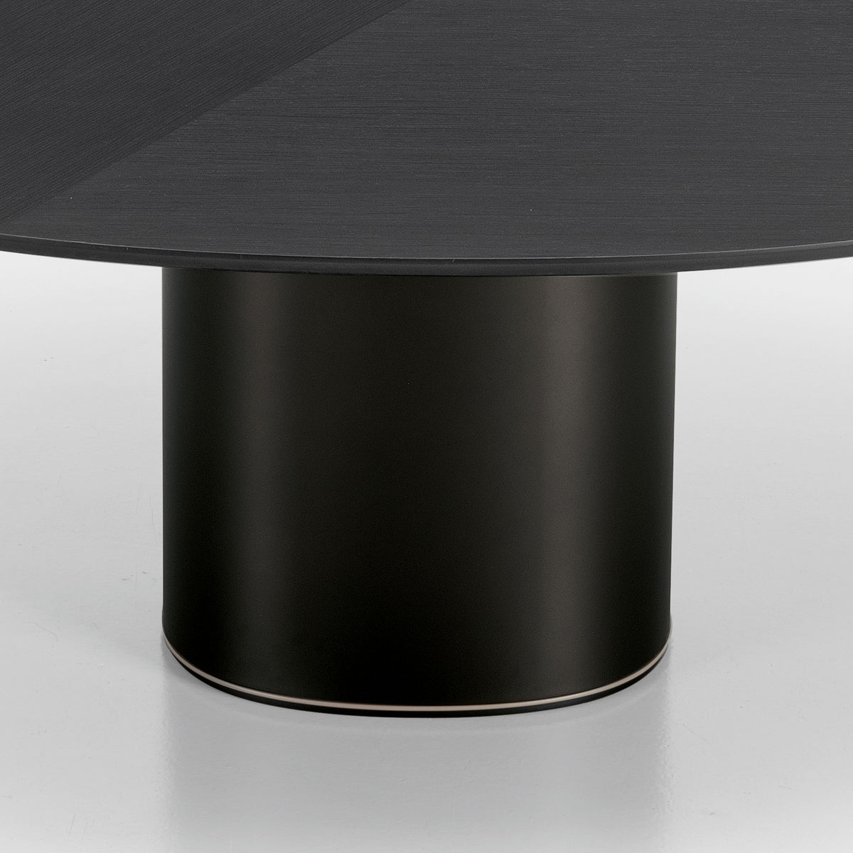 Table Holo Pillar