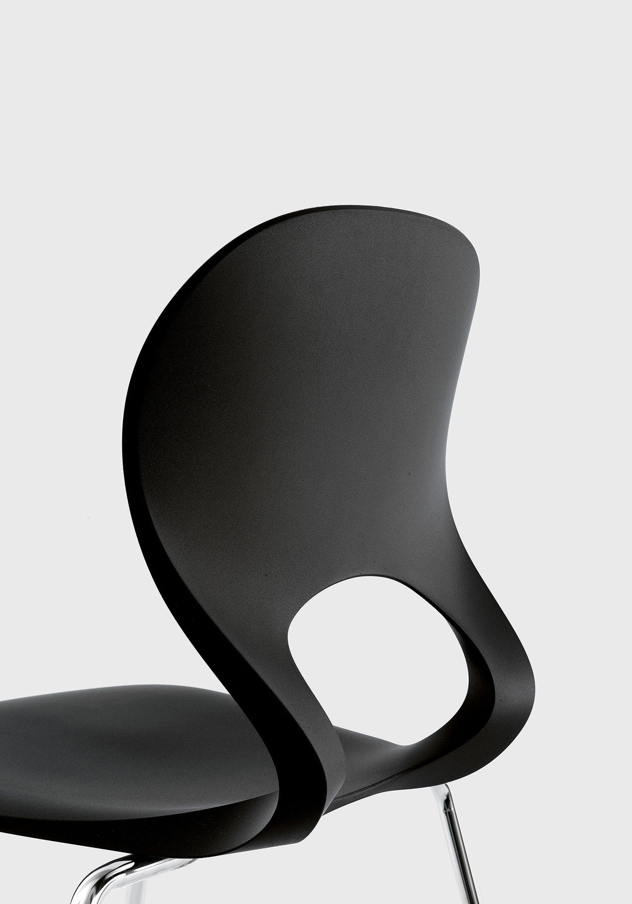 Pikaia Dining Chair