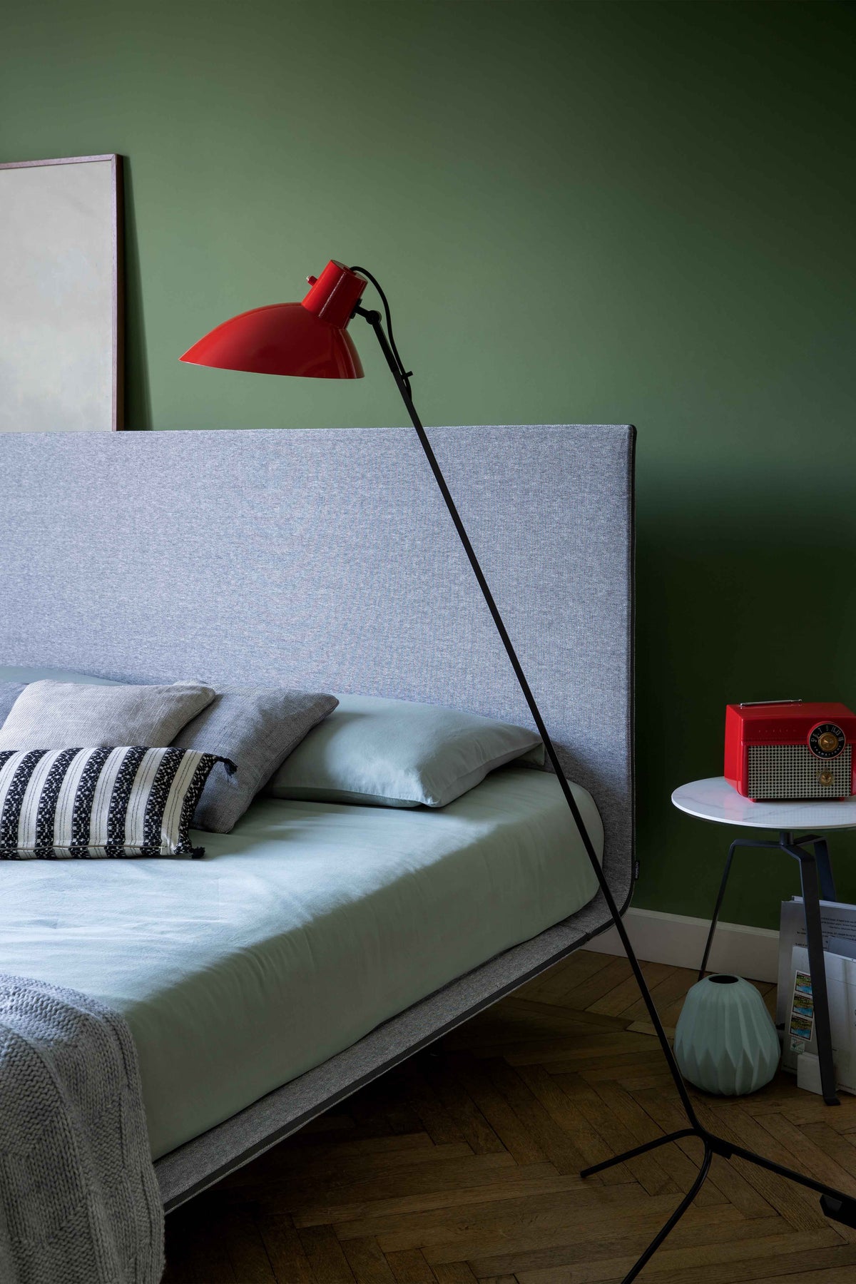 Thin Bed