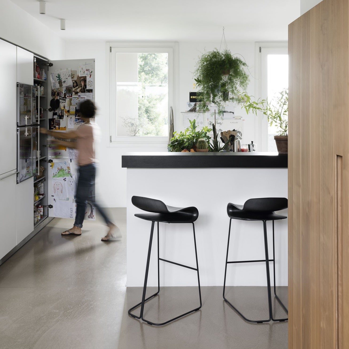 BCN Stool (Sled Base)