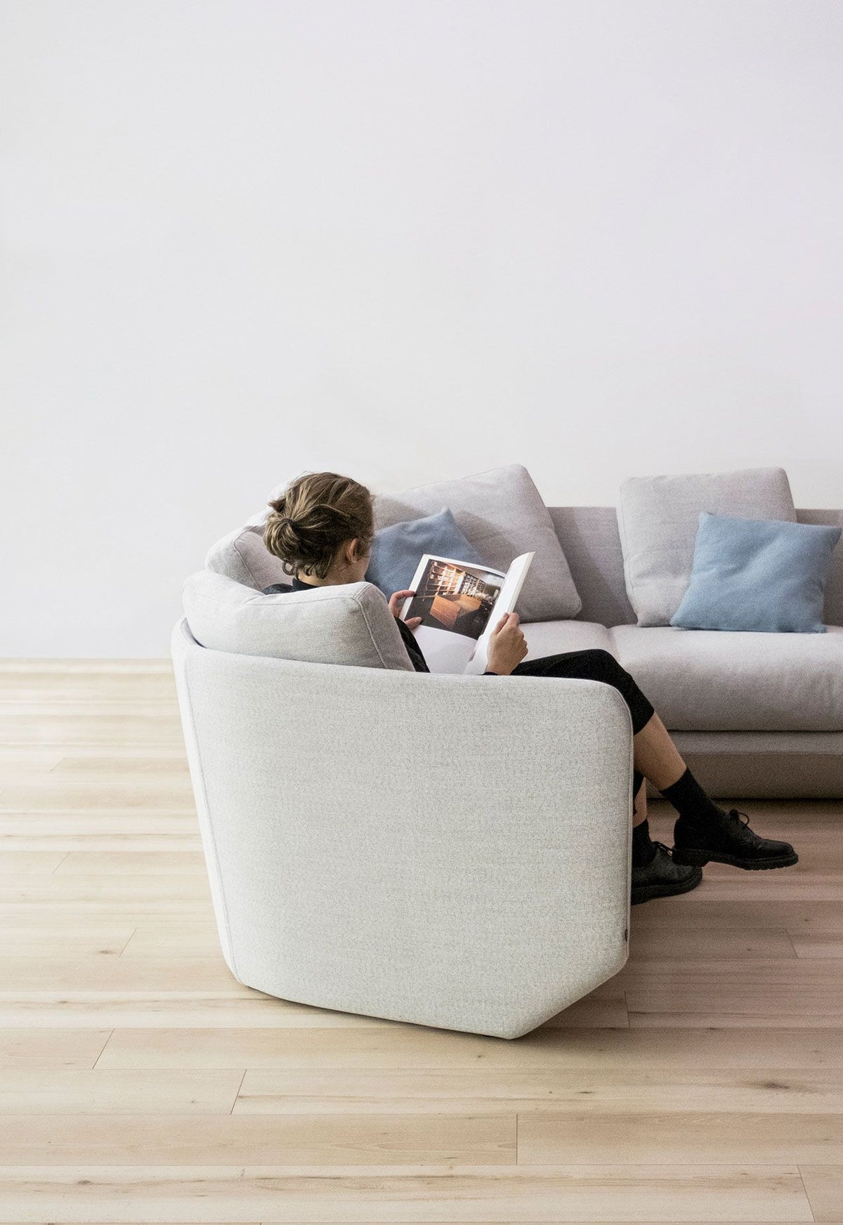 Aura Sectional by Bensen - gallery 3
