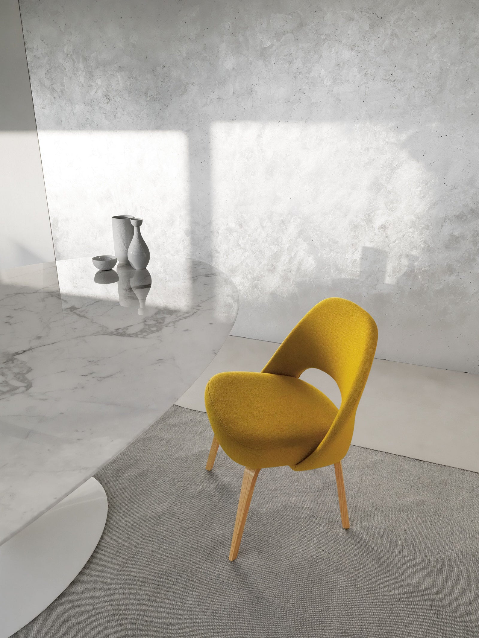 Knoll Saarinen - Executive Armless Chair with Wood Legs