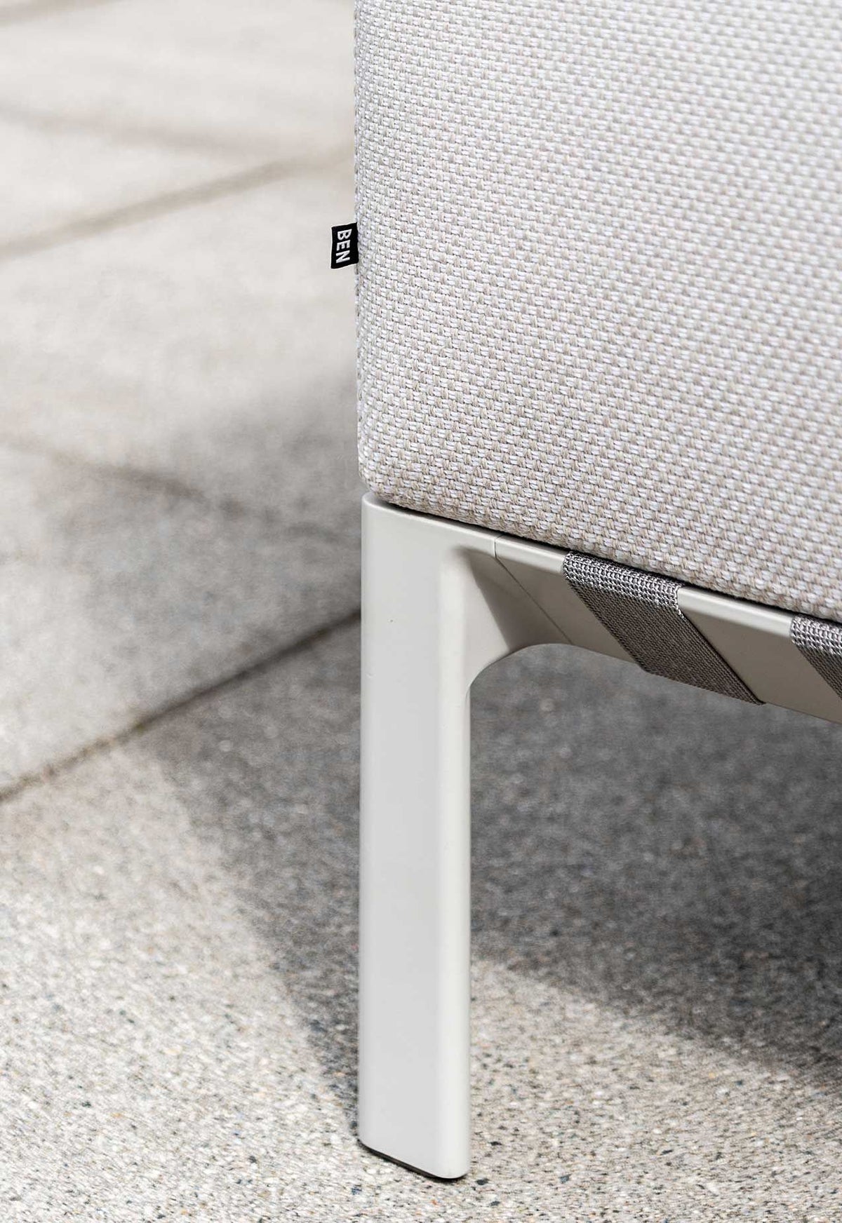 Outdoor Able Sofa by Bensen - gallery 18