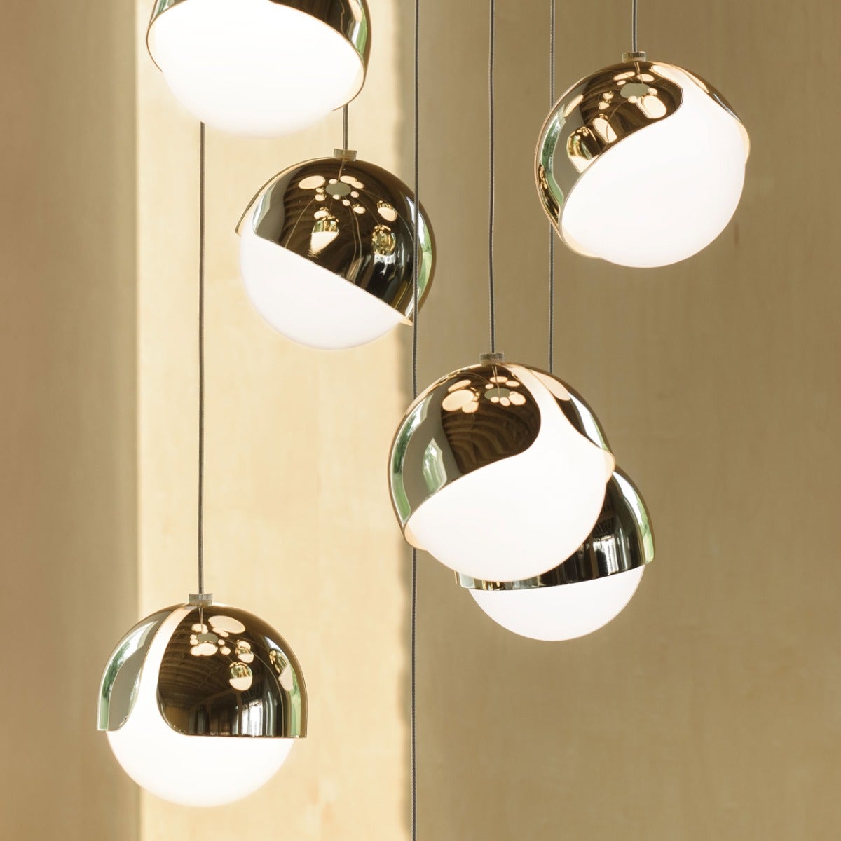Anony Ohm 31 Chandelier