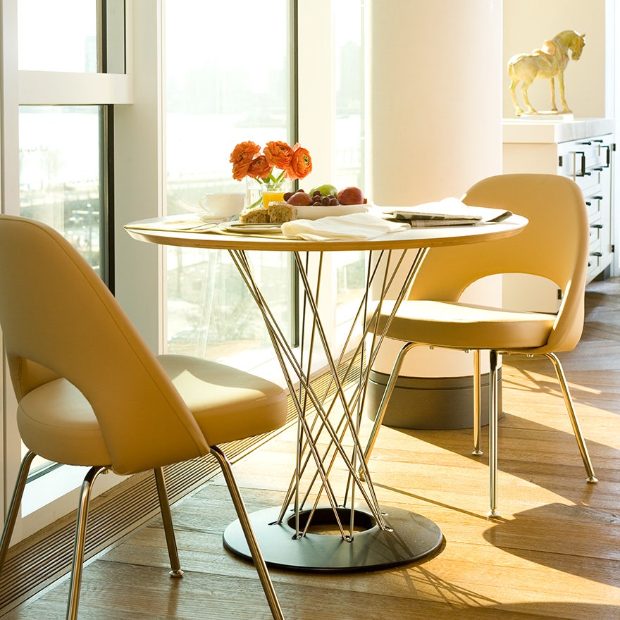 Knoll Saarinen - Executive Armless Chair with Tubular Legs