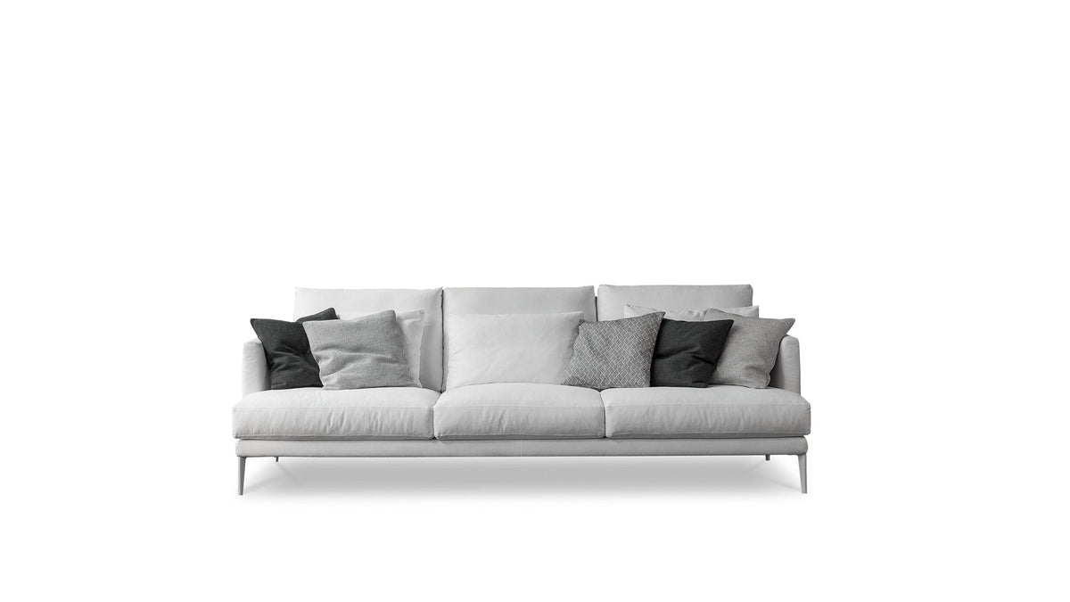 Paraiso sofa by Bonaldo with cushions