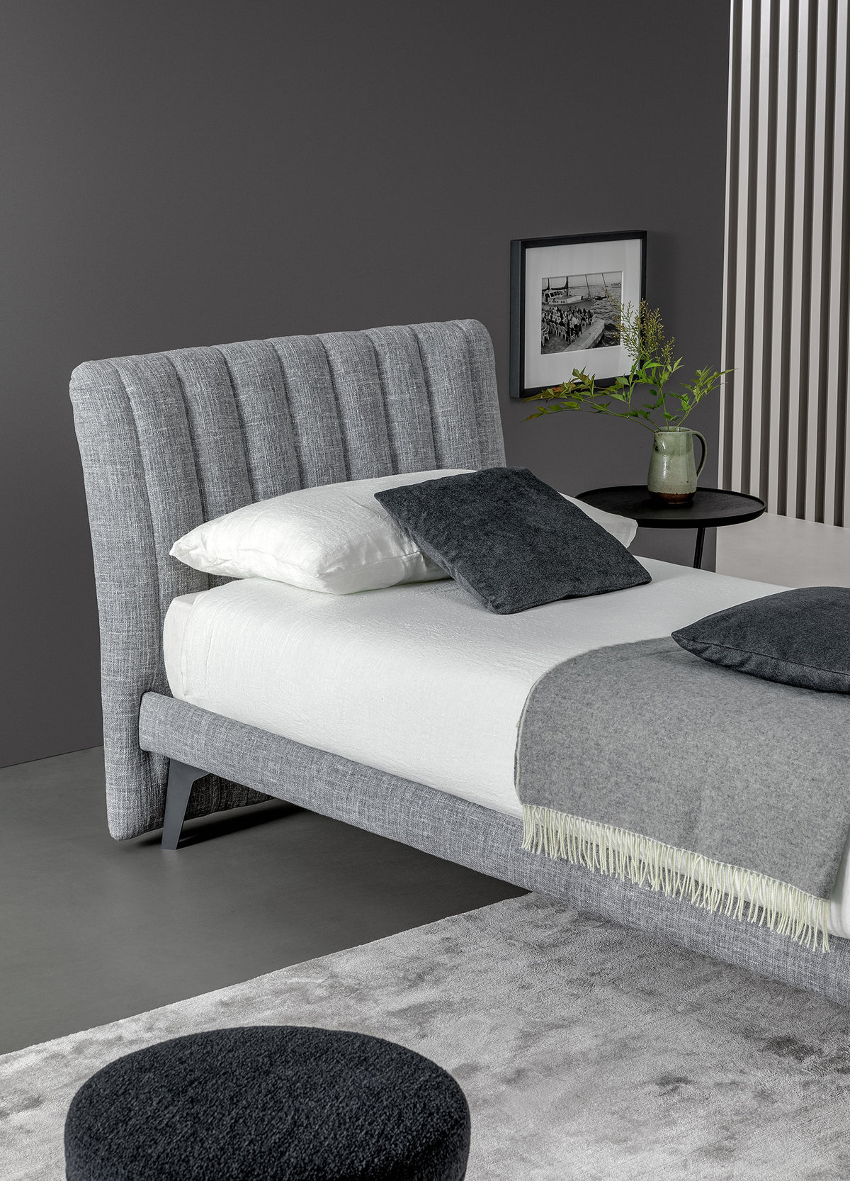 Tonight, Tonight air single bed
