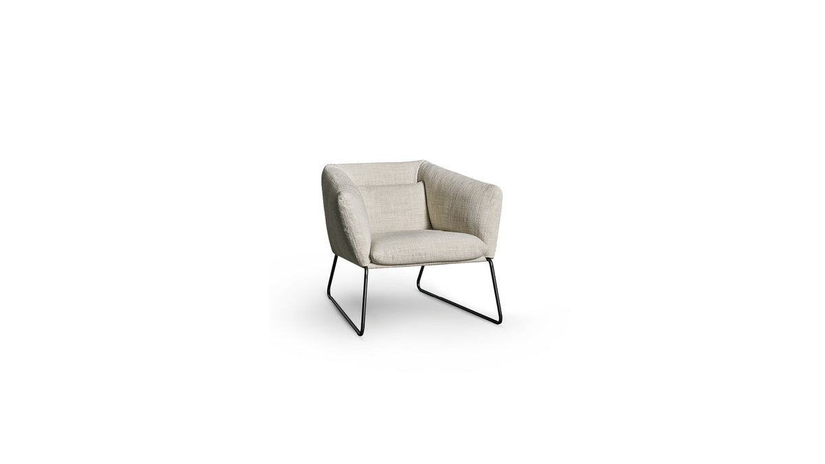 Nikos by Bonaldo with cushion