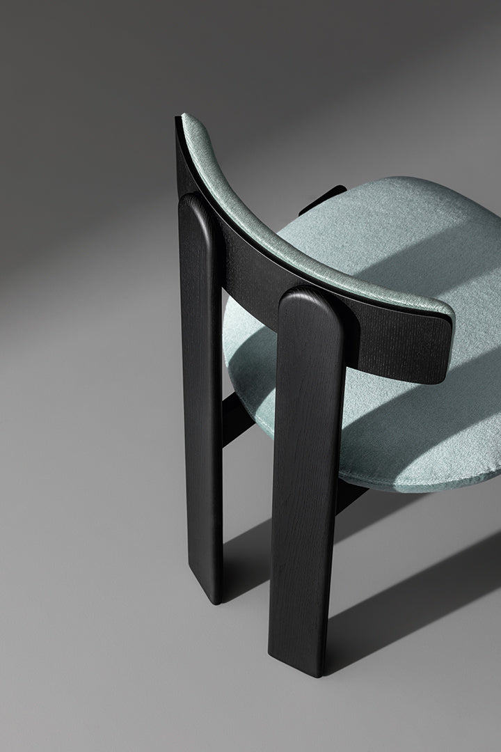Bonaldo Pi chair - lifestyle