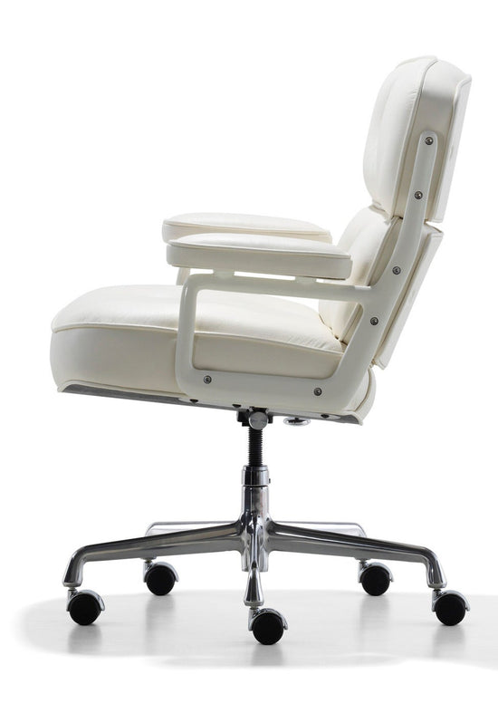 Herman Miller Eames® Executive Chair