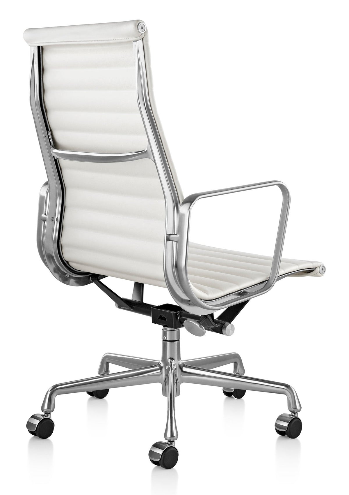Herman Miller Eames® Aluminum Group Executive Chair