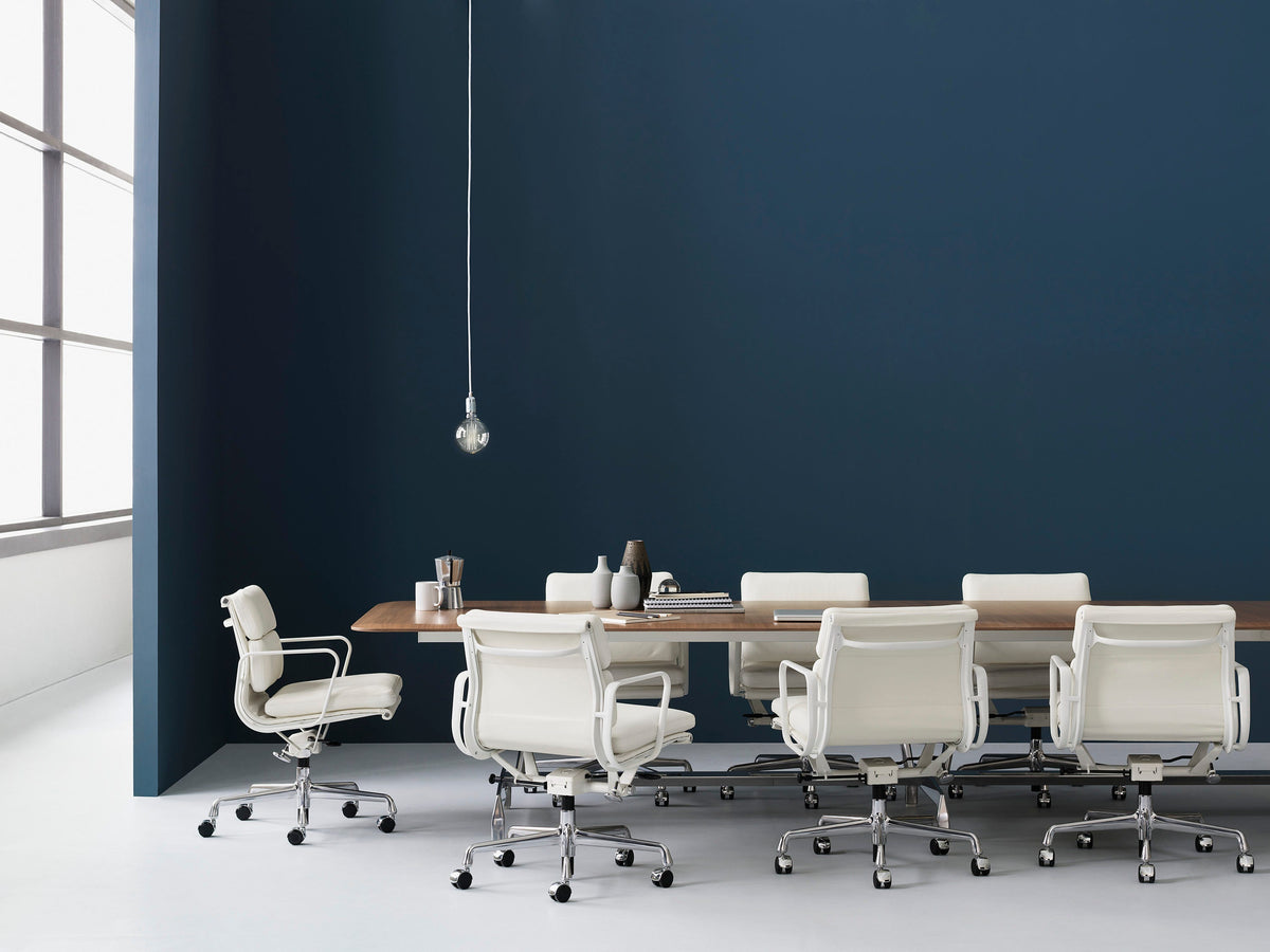 Herman Miller Eames® Soft Pad Management Chair