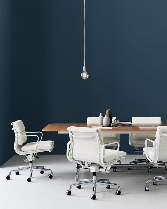 Herman Miller Eames® Soft Pad Management Chair