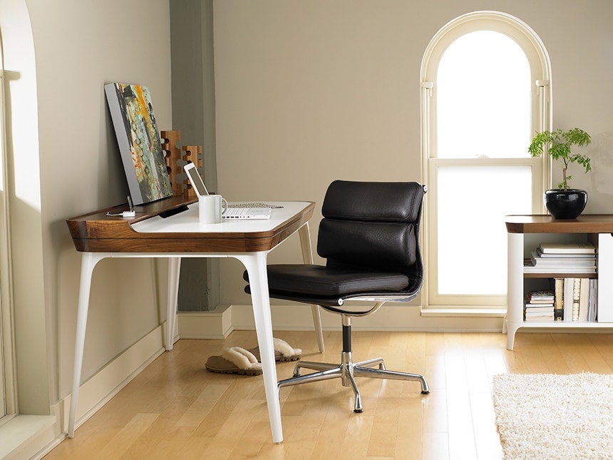 Herman Miller Eames® Soft Pad Management Chair