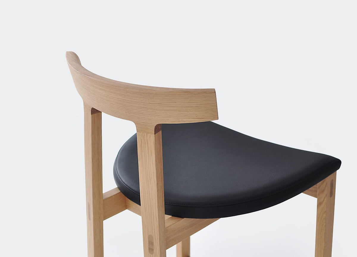 Torii Stool by Bensen - gallery 11