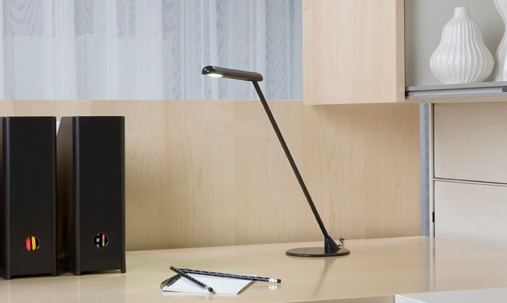 Herman Miller Flute™ Personal Light