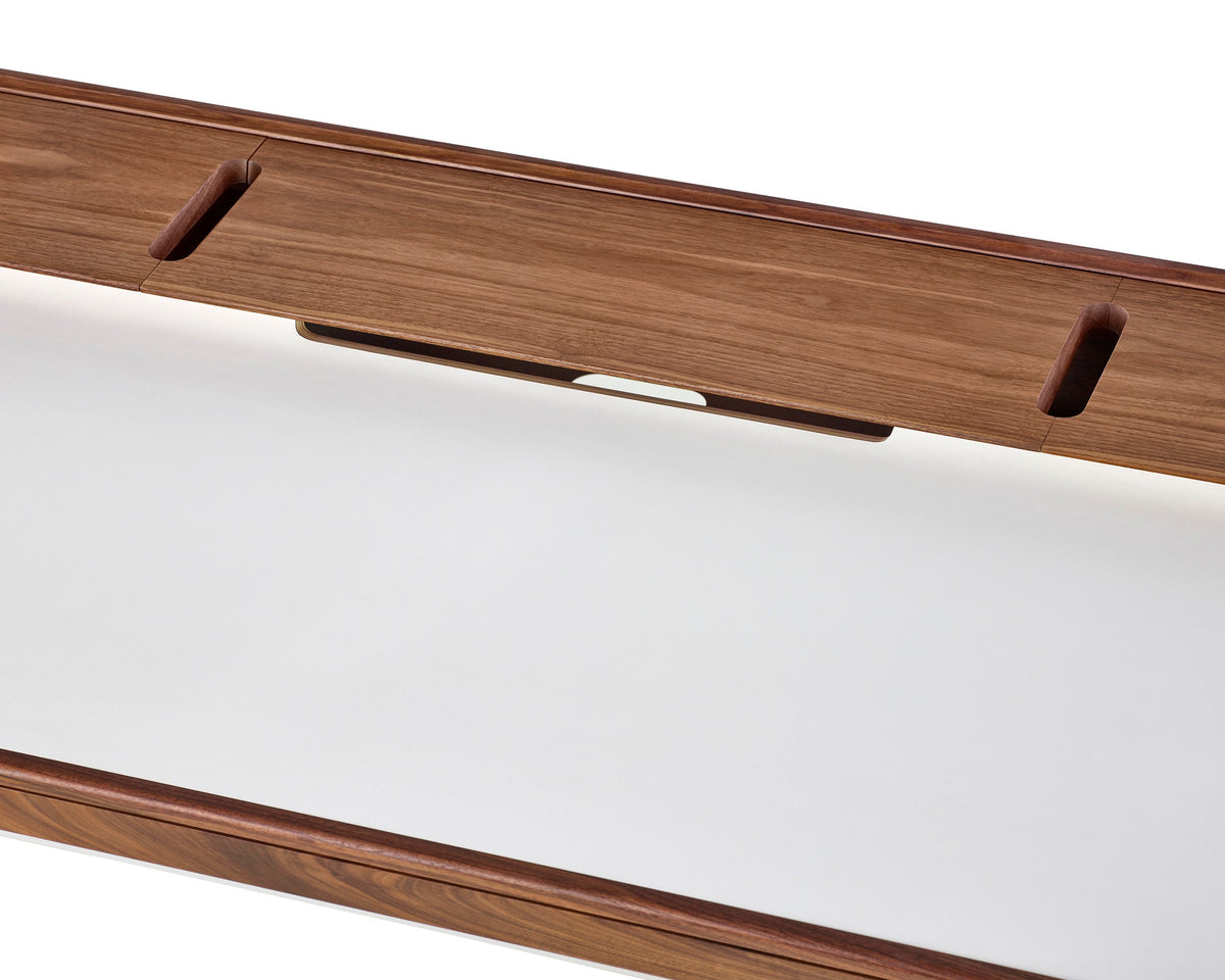 Herman Miller Airia™ Desk