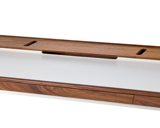Herman Miller Airia™ Desk