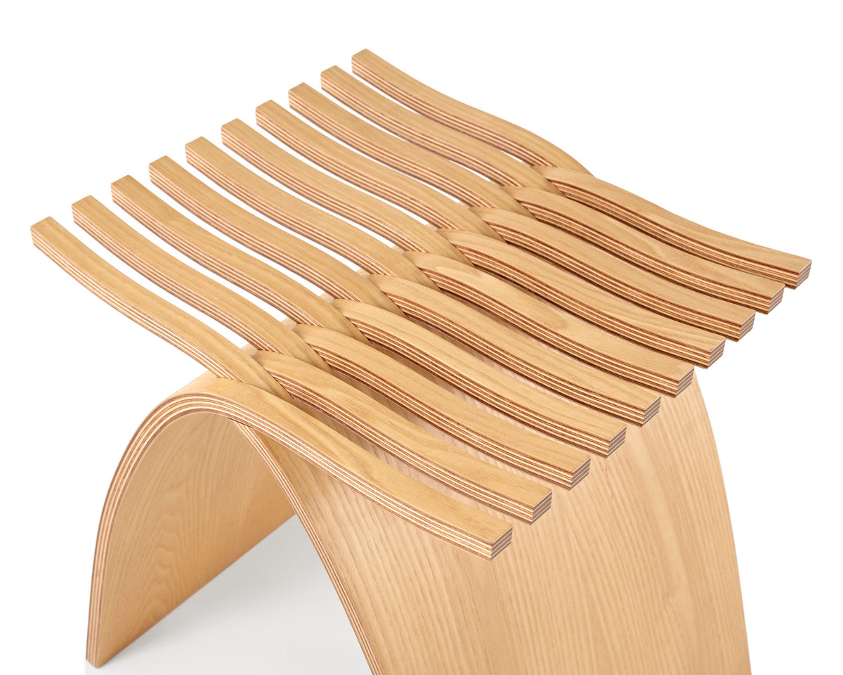 Herman Miller Capelli Stool > Light Ash