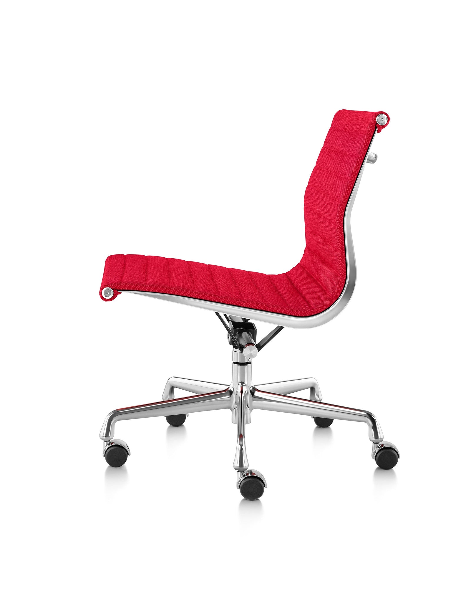 Herman Miller Eames® Aluminum Group Management Chair