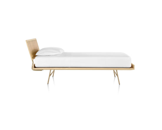Herman Miller Nelson™ Thin Edge Bed