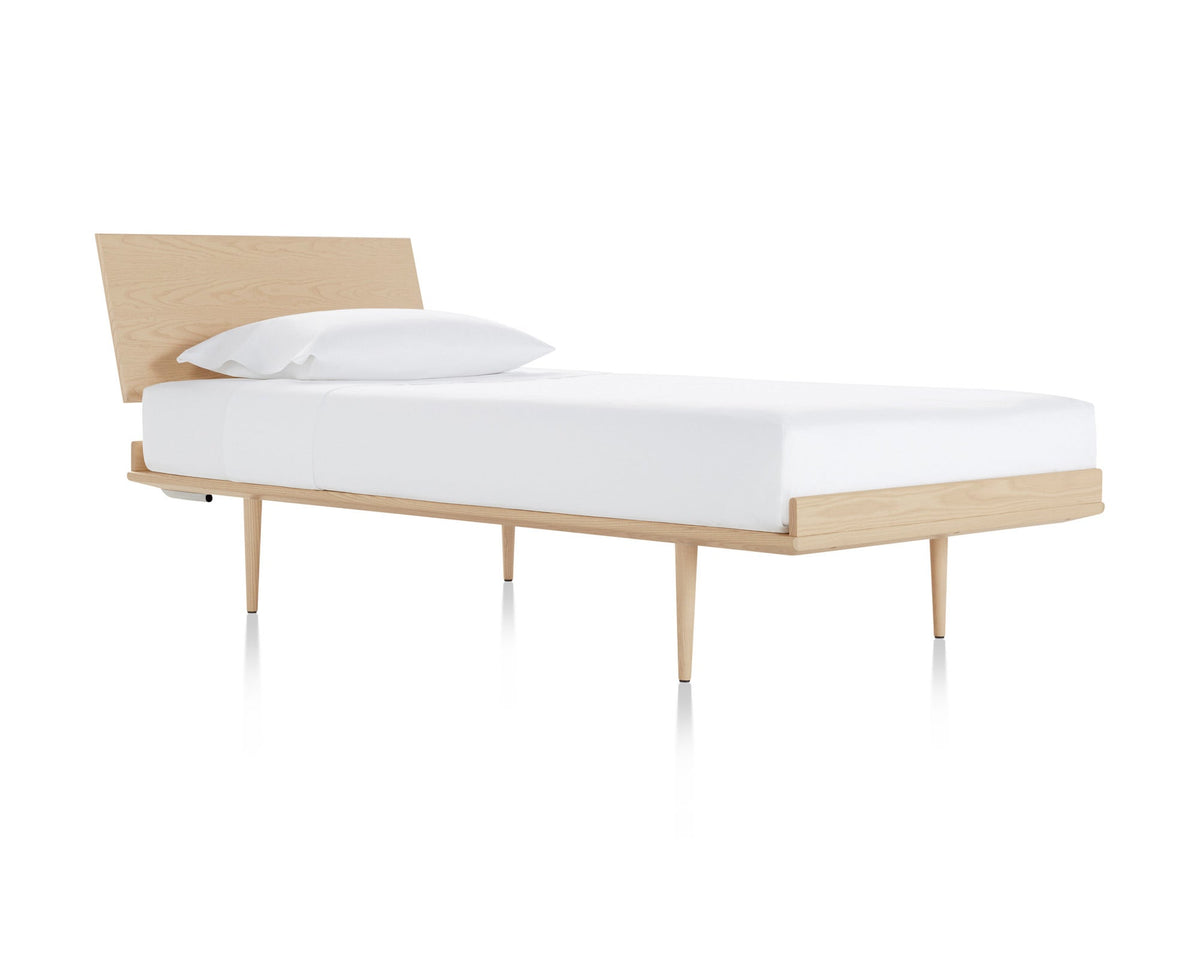 Herman Miller Nelson™ Thin Edge Bed
