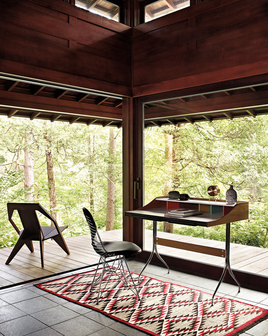 Herman Miller Nelson™ Swag Leg Desk