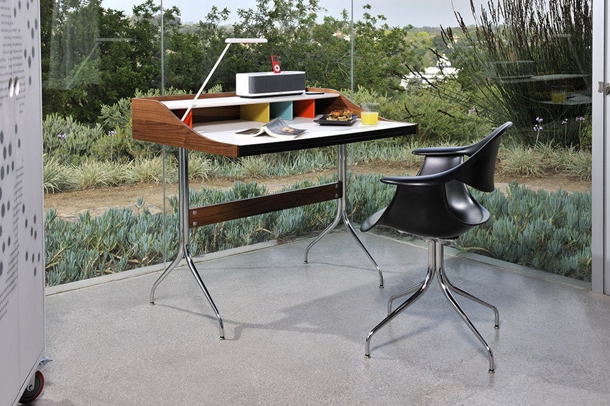 Herman Miller Nelson™ Swag Leg Desk