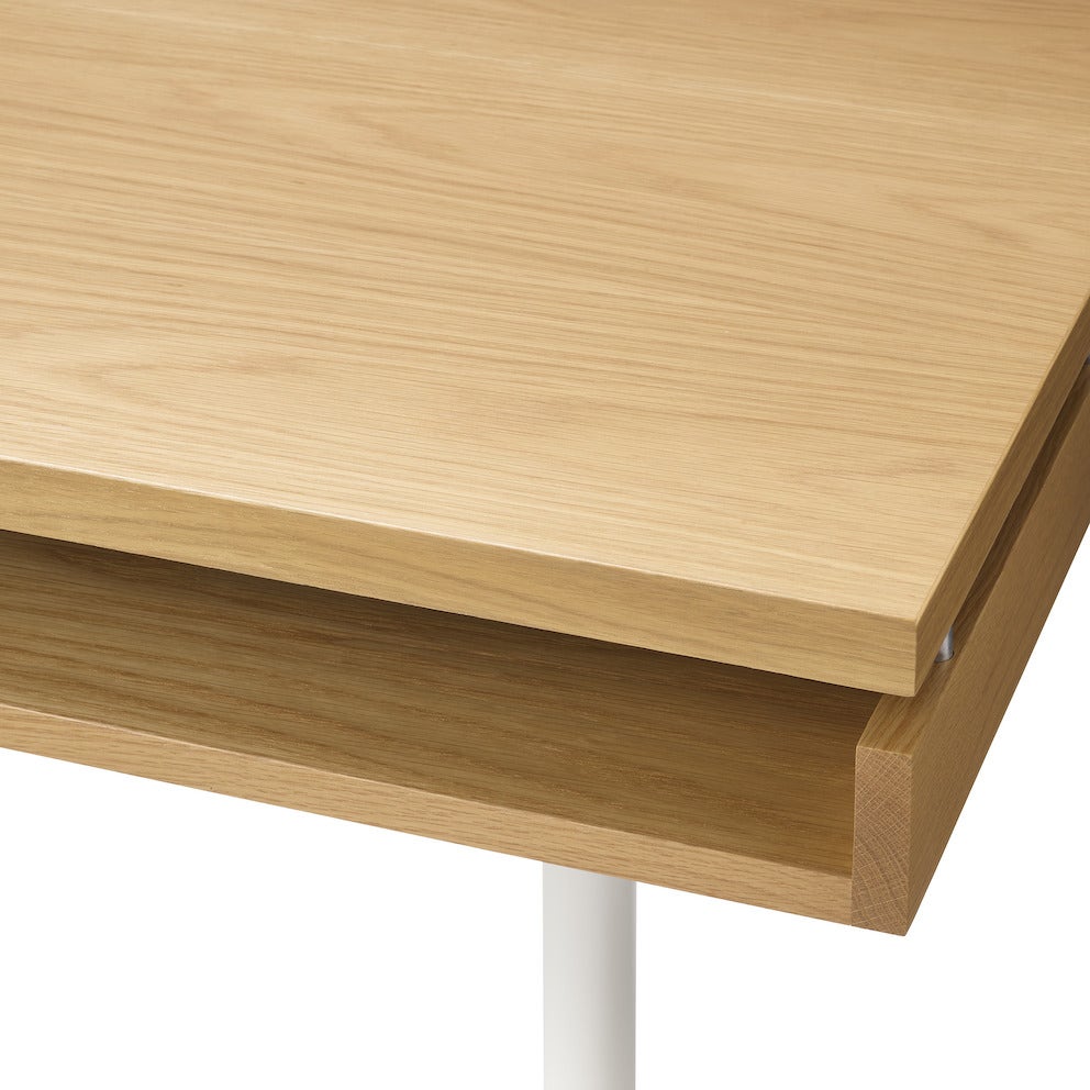 Herman Miller Eames® 2500 Series Executive Desk