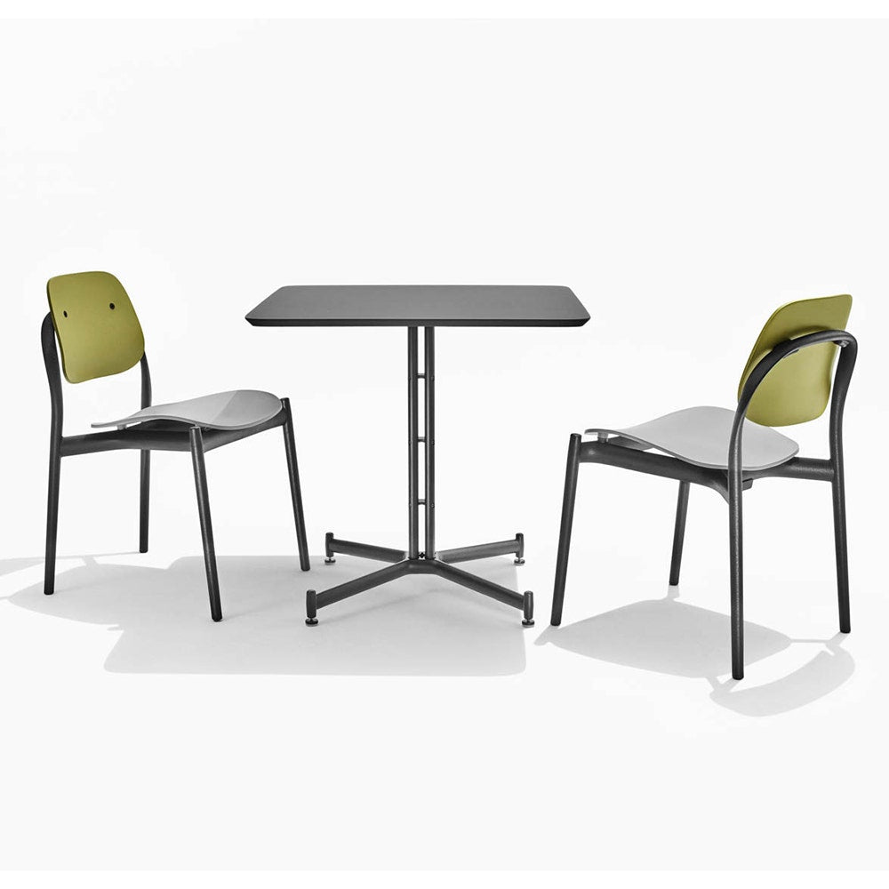 Knoll Iquo Chair